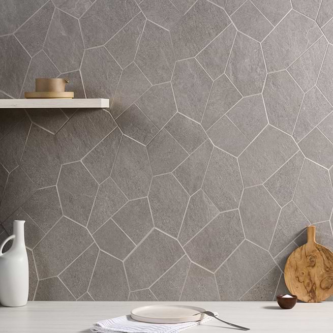 Classic, limestone look in porcelain