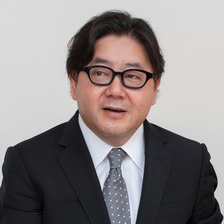 Yasushi Akimoto