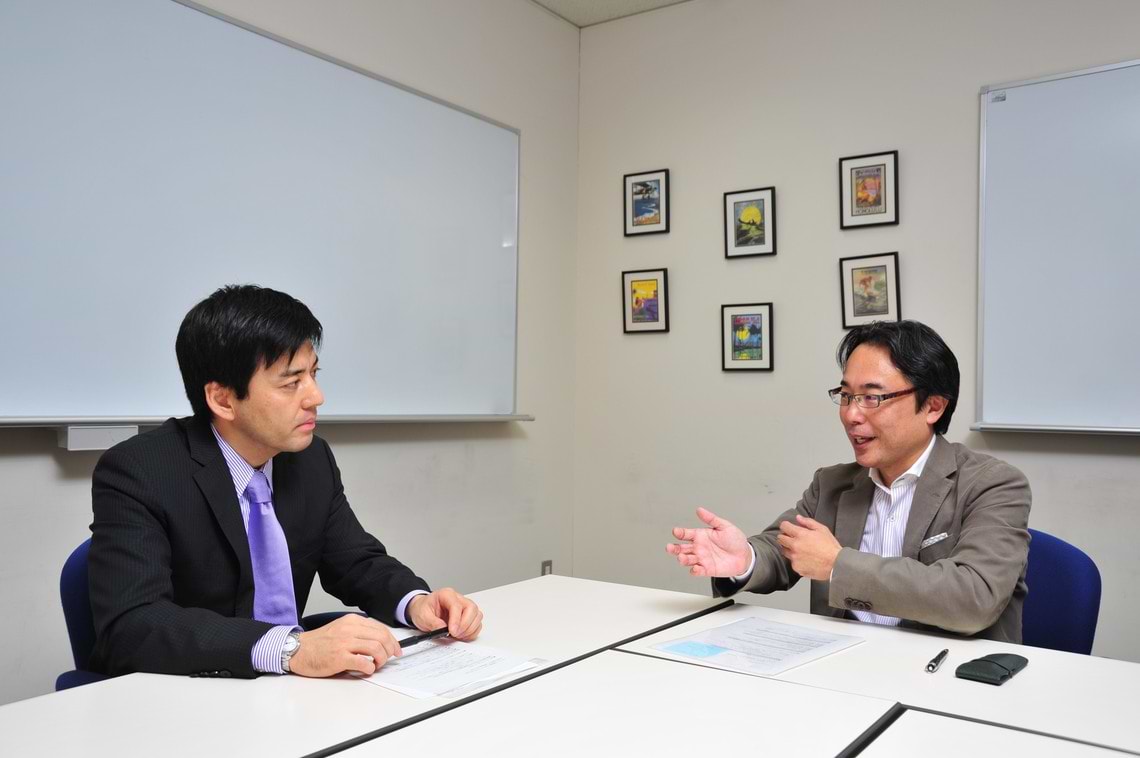 「インとアウト」。ブランドマーケティングの新しいモデル