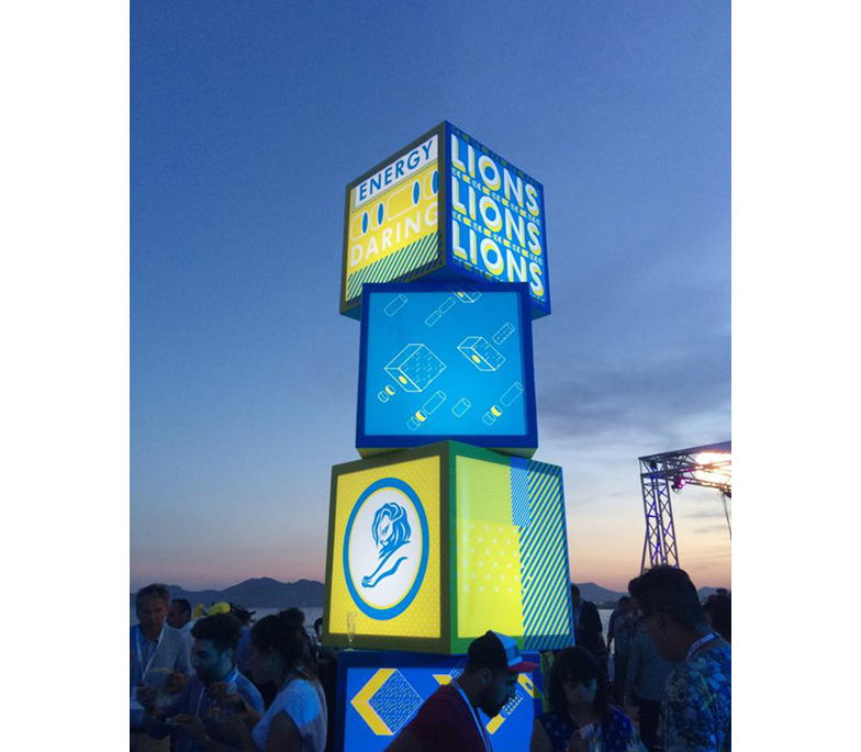 孤独と交流のカンヌ