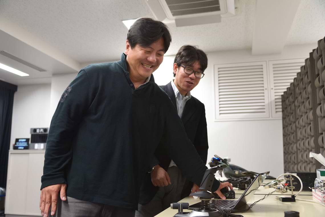 むしろ「すぐに流行らないロボット」を考える必要がある