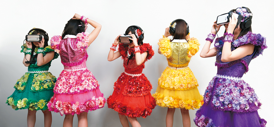 ももクロと一緒に最新VRを体験した