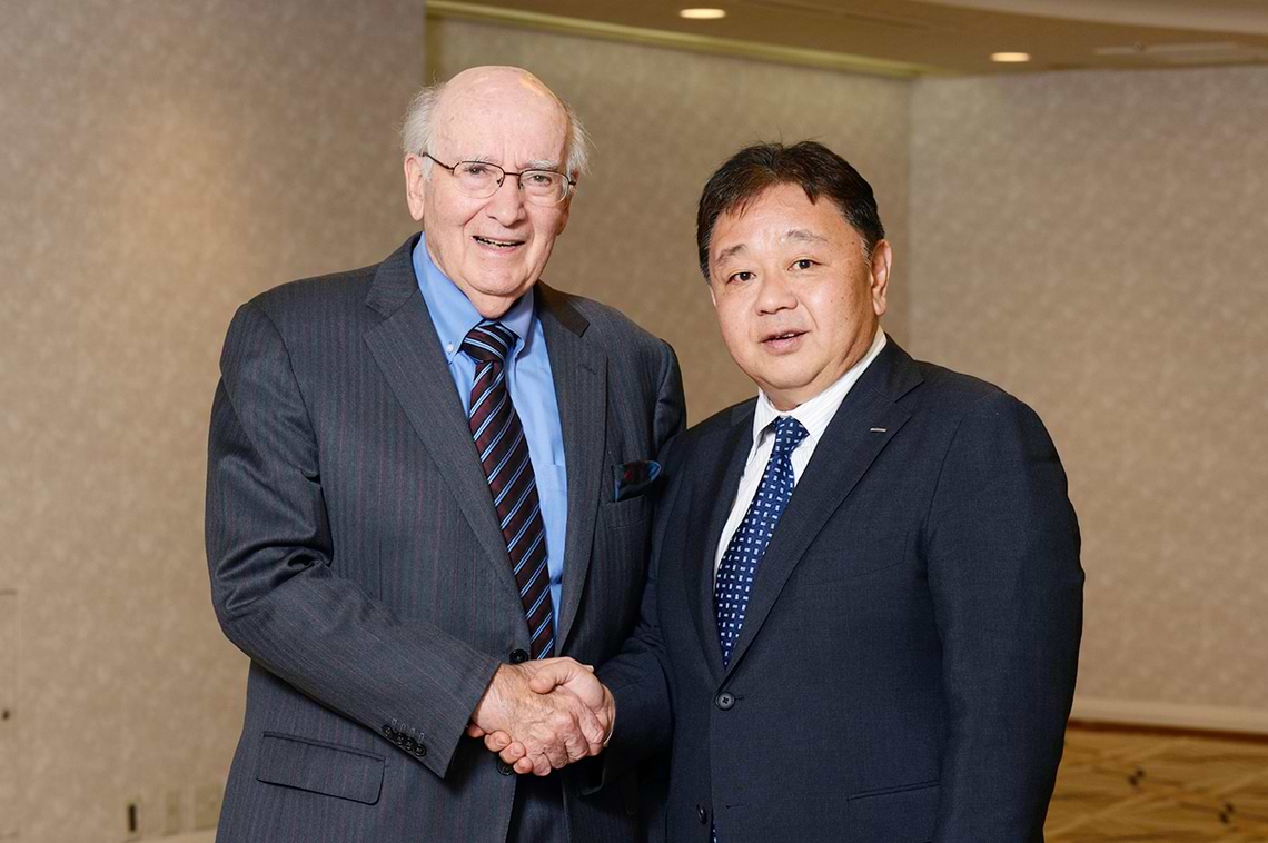 コトラー教授がエール、世界を変えるイノベーションを！