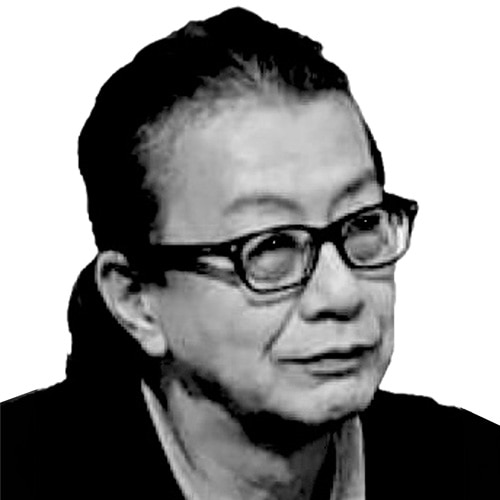 伊賀 公一