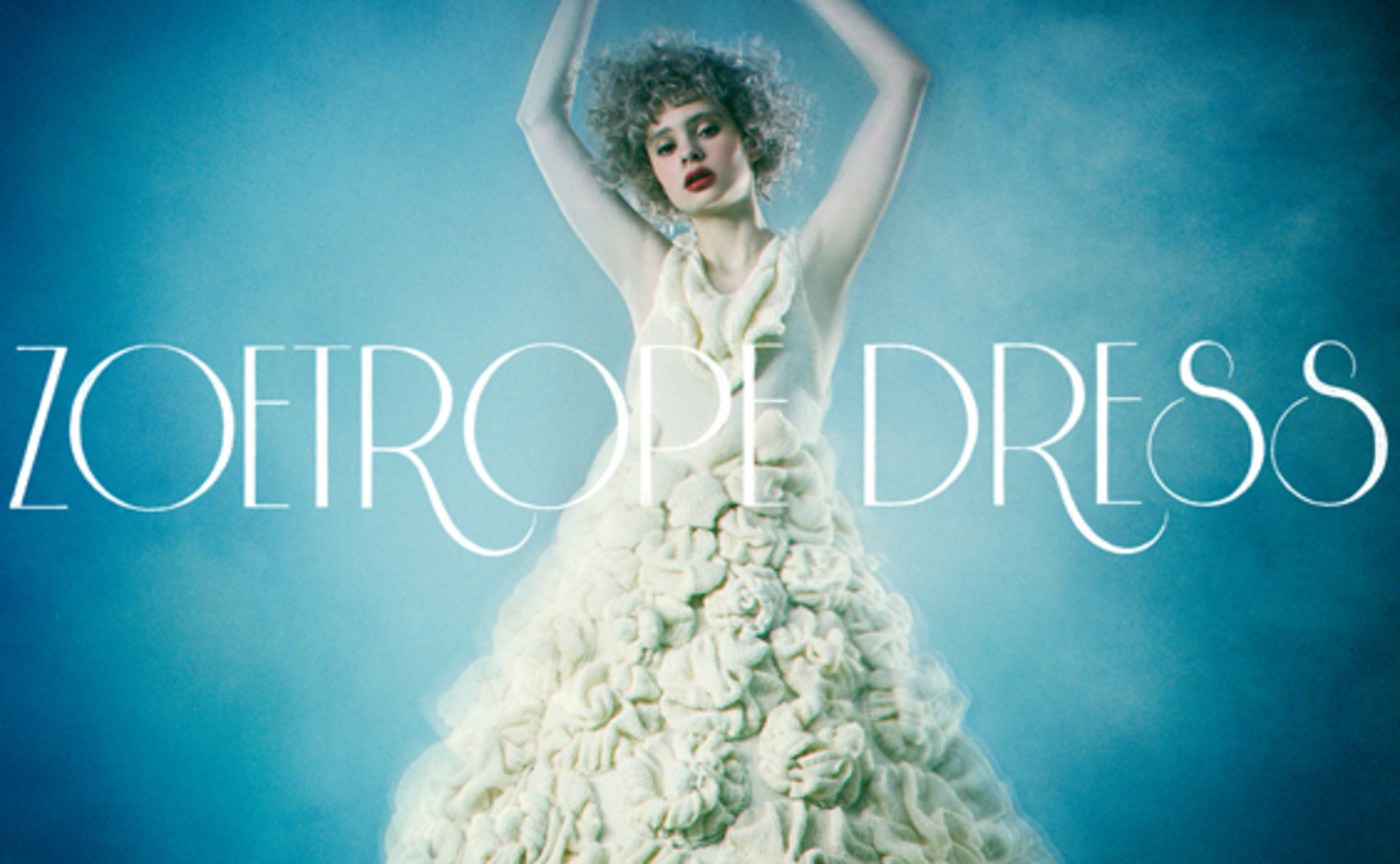 ものづくりへの情熱と生命力を宿した“動きだすドレス”