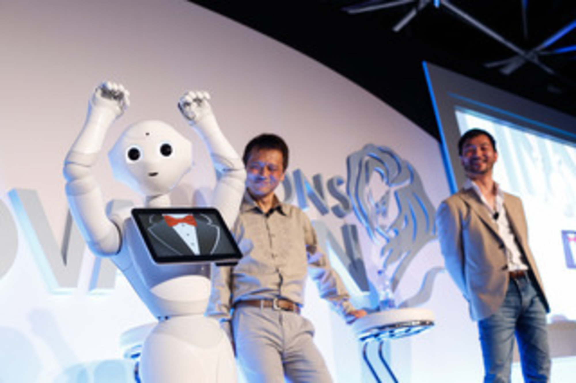 カンヌライオンズ2015②
電通社員スペシャルリポート