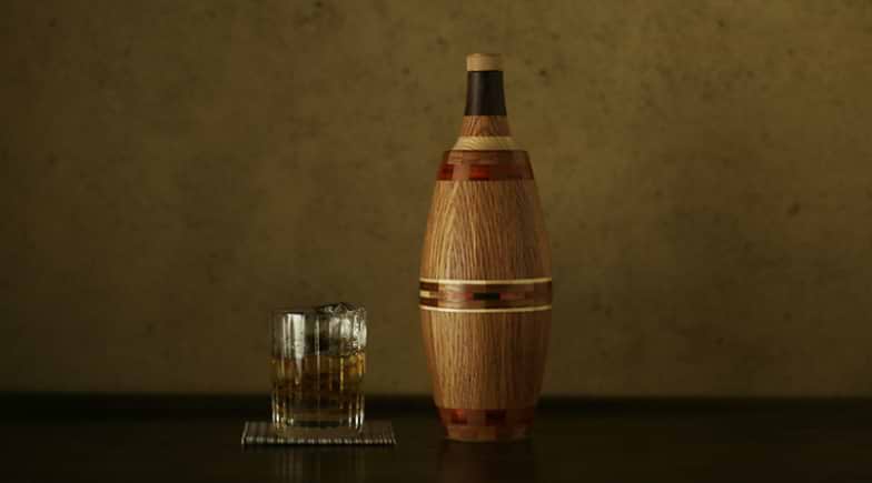 【新潟】木製のウイスキーボトルを作る。