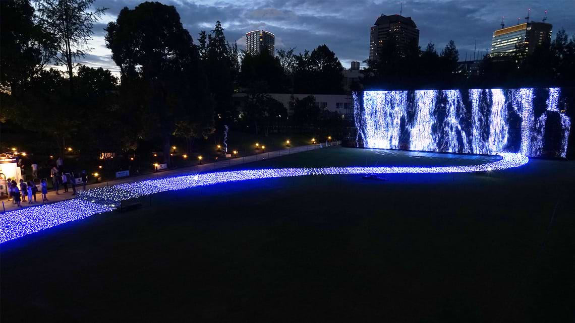 冬だけではない!? 広がる「夏イルミ」