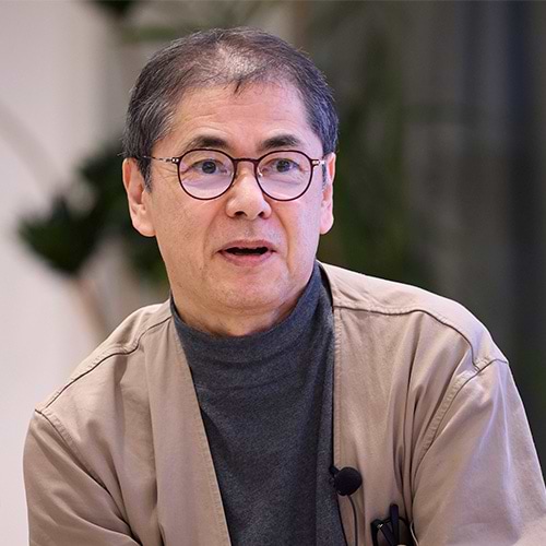 山梨 知彦