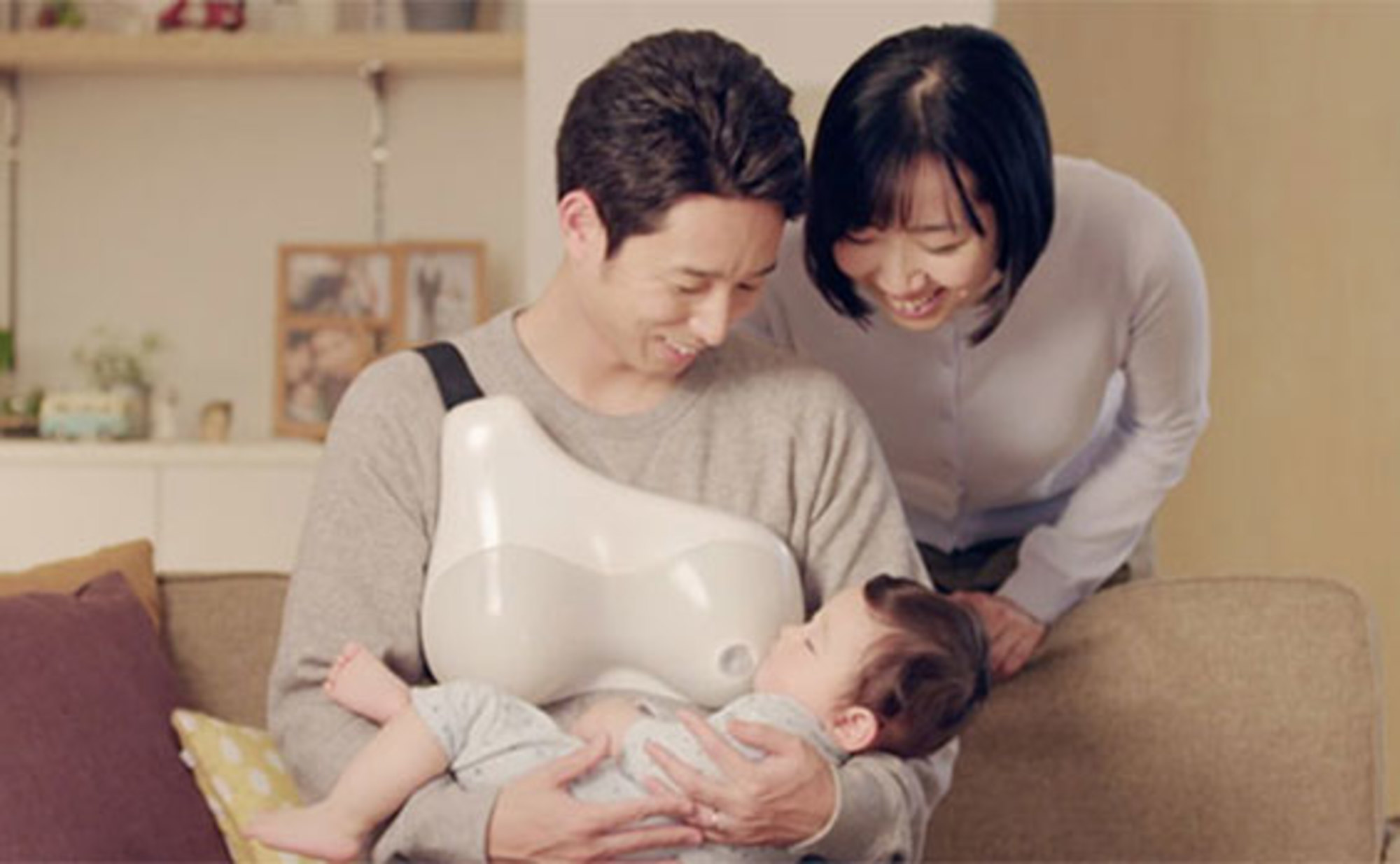 父親向けの授乳デバイスを生んだ、「当たり前」をつくる発想