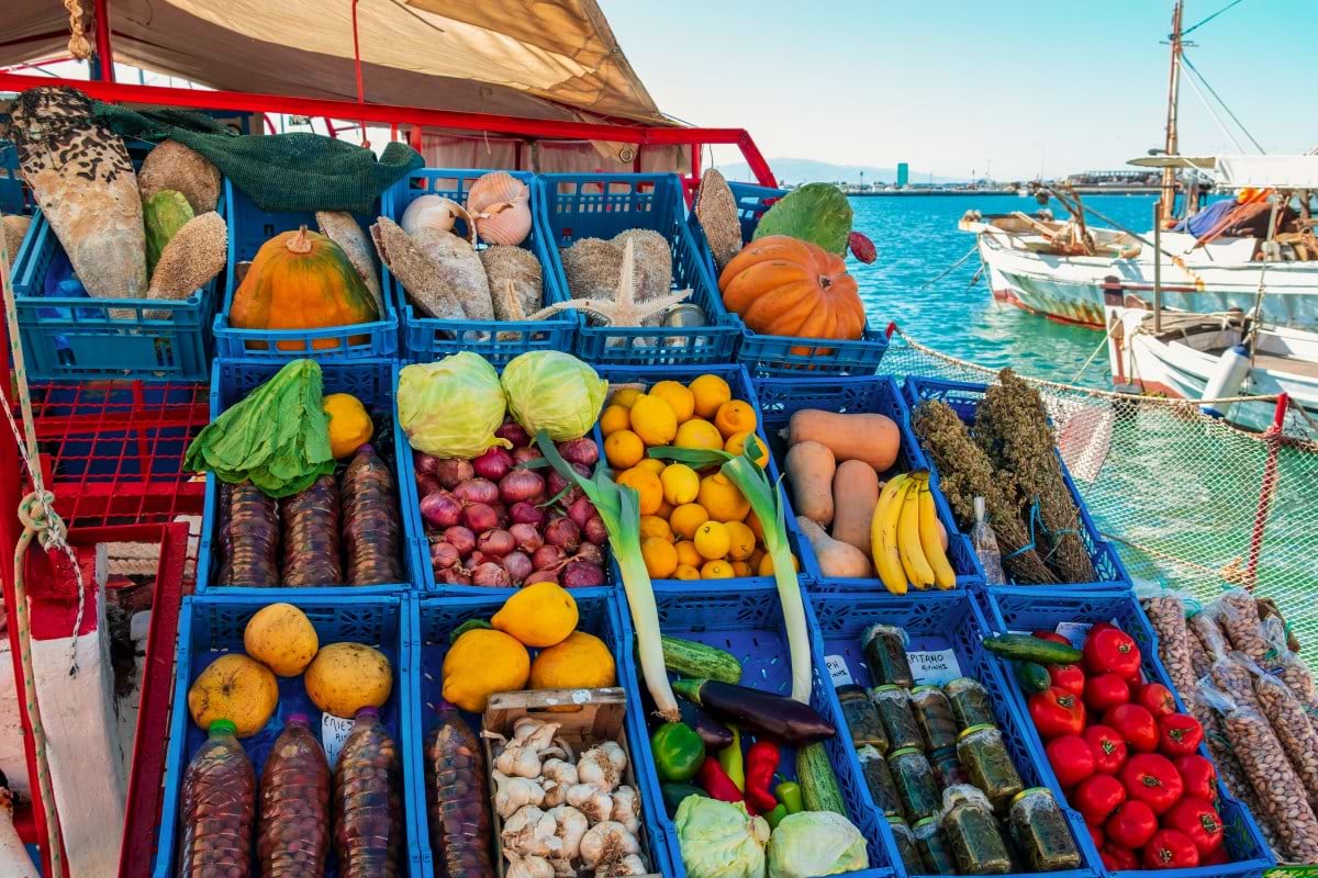 Waterfront Market & Vineyard Tour in Mykonos