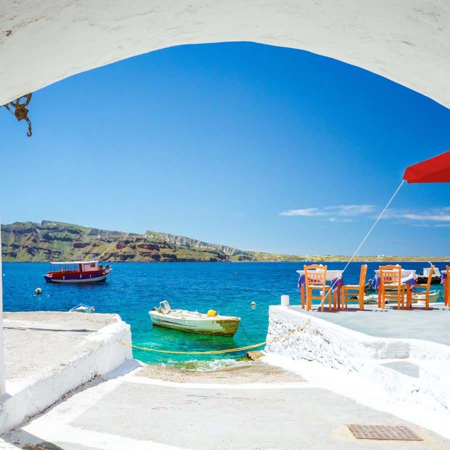 01.primary-IMG-DEST-Corfu-Greece-harbor-dining