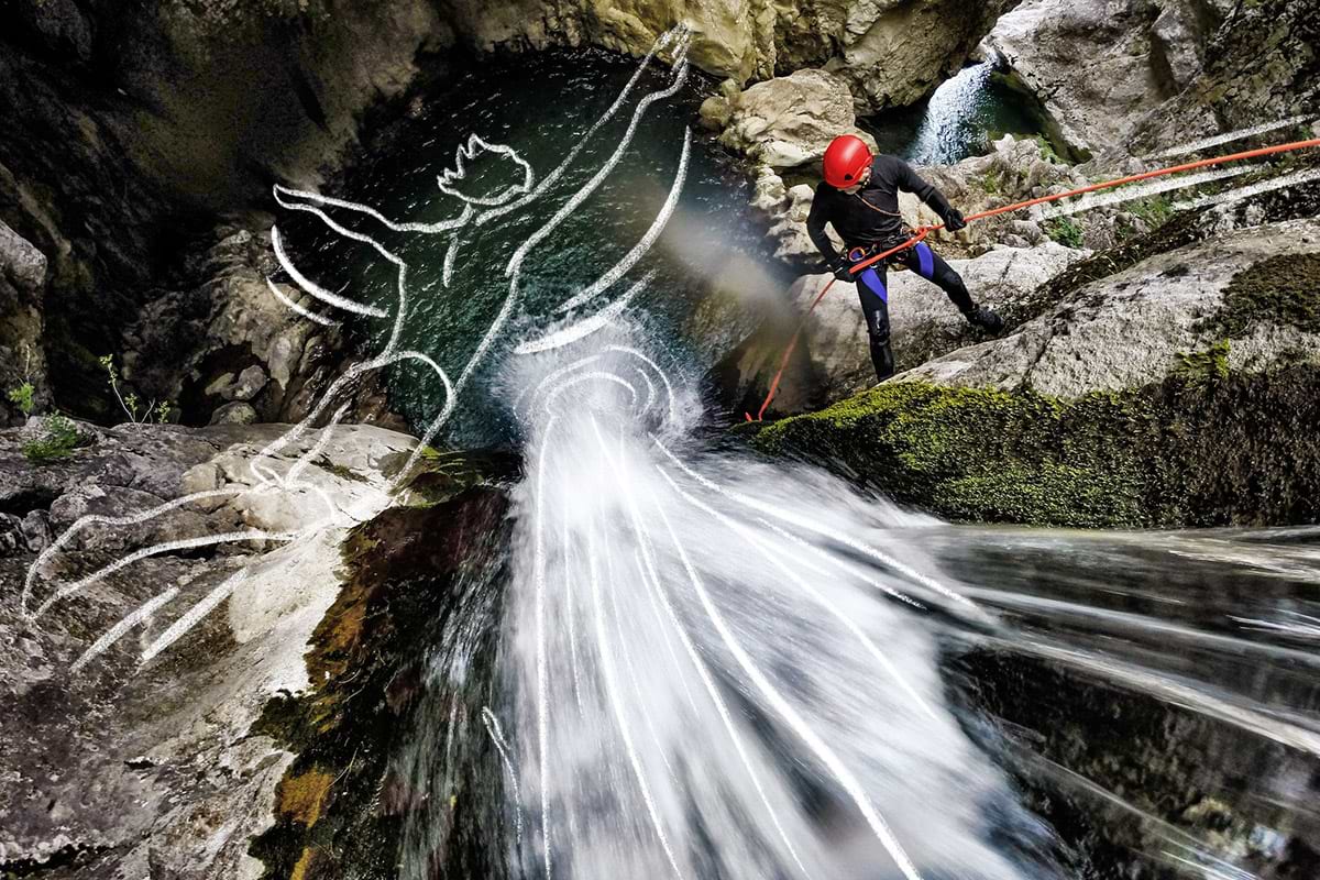 Monte Carlo Canyoning in the Alps