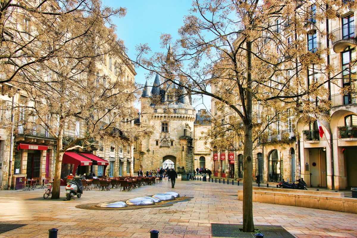 Explore Beguiling Bordeaux