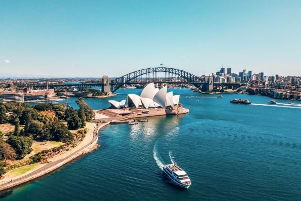 Landscape view of Sydney Opera House
