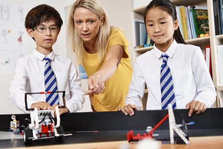 Why should robots be used in schools?