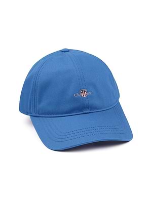 GANT unisex shield cap blue כובע עם רקמה קטנה בחזית בצבע כחול