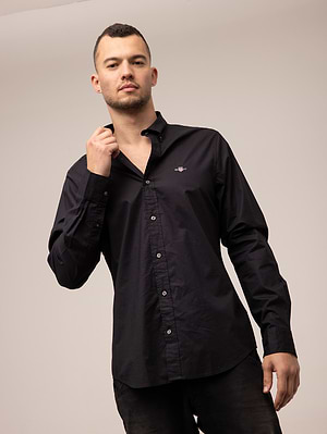 חולצה מכופתרת black GANT poplin Slim Fit צבע שחור