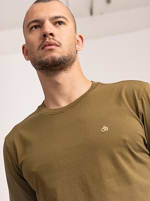 SCOTCH AND SODA green brown logo חולצה בצבע ירוק חום לוגו קטן