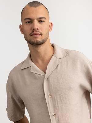 2512 short botton shirt חולצה מכופתרת שרוול קצר בצבע בז