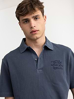 SCOTCH AND SODA polo shirt blue logo חולצת פולו בצבע כחול מעושן עם רקמת המוצג בצד