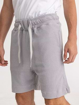 PALM MYKONOS light gray short pants מכנס קצר בד וופל בצבע אפור בהיר M88