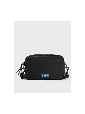 HUGO pouch blue black פאוץ שחור לוגו המותג בחזית כחול