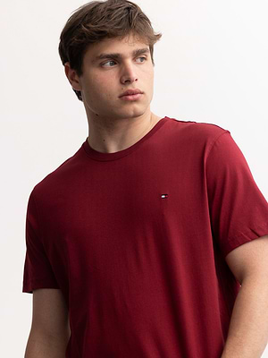 TOMMY HILFIGER bourduex t shirt חולצת בייסיק עם לוגו קטן בצבע בורדו