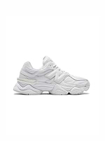 NEW BALANCE 9060 U9060NRJ סניקרס בצבע לבן שלג