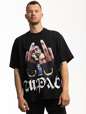 BLACK ISLAND black 2pac print t shirt חולצה בצבע שחור הדפס fuck 2pac בחזית המוצר