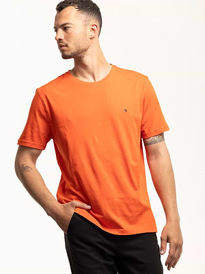 TOMMY HILFIGER orange basic t shirt חולצת בייסיק בצבע כתום אפרסק עם לוגו המותג צידי (EXTRA SLIM)