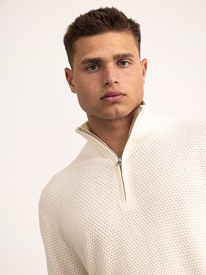 GANT textured cotton marino half zip סריג טקסטורה חצי רוכסן עם לוגו טון על טון בצבע קרם