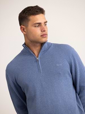 GANT textured cotton marino half zip סריג טקסטורה חצי רוכסן עם לוגו טון על טון בצבע כחול אוקיינוס