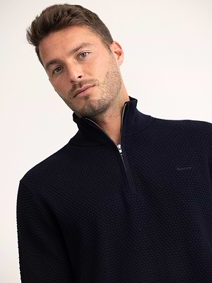 GANT textured cotton marino half zip סריג טקסטורה חצי רוכסן עם לוגו טון על טון בצבע נייבי