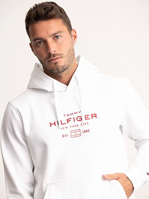TOMMY HILFIGER hoodie white red center logo קפוצון בצבע לבן עם הדפס במרכז המוצר בצבע אדום - S