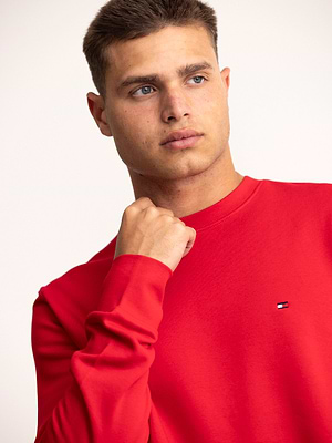 TOMMY HILFIGERhoodie red small logo סווטשירט בצבע אדום עם לוגו קטן צידי