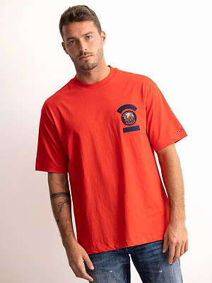 TOMMY HILFIGER t shirt חולצה שרוול קצר עם רקמה קטנה בצד בצבע אדום כתום
