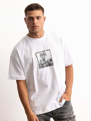 PALM MYKONOS white oversize t shirt חולצה אוברסייז בצבע לבן הדפס טופאק בחזית והדפס אחורי כתום - M