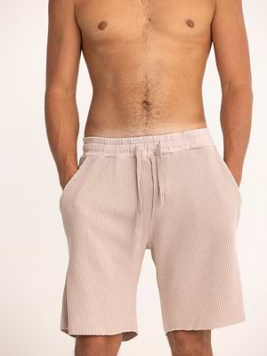 PALM MYKONOS waffle oversize short pants מכנס אוברסייז בד וופל בצבע פודרה (חלק מסט)