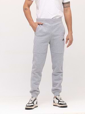 THE NORTH FACE gray small logo long pantsמכנס בצבע אפור עם לוגו קטן