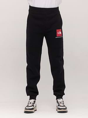 THE NORTH FACE black red small logo long pants מכנס בצבע שחור עם לוגו ריבוע אדום