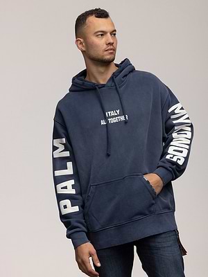 PALM MYKONOS  hoodie super vintage blueקפוצון סופר וינטג' עם הדפס בחזית ובשרוול בצבע כחול
