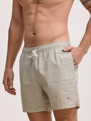 GANT swimshort light green yellow stripe  בגד ים בצבע ירוק צהבהב לבן פסים לוגו המותג