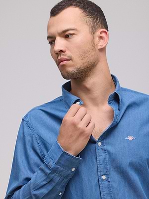 GANT jeans slim fit shirt חולצה מכופתרת בצבע ג'ינס בהיר