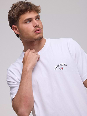 TOMMY HILFIGER logo t shirt חולצה בצבע לבן לוגו קטן צידי והדפס אחורי ניו יורק - xl