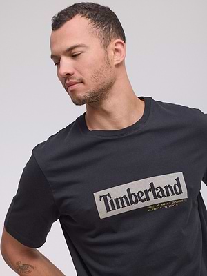TIMBERLAND logo t shirt חולצה בצבע שחור ריבוע אפור המותג P-51