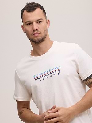 TOMMY JEANS logo t shirt חולצה בצבע קרם עם שם המותג בחזית טומי