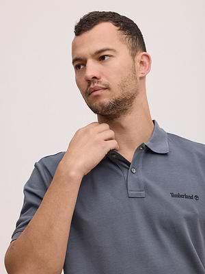 TIMBERLAND gray polo פולו בצבע אפור בטון עם לוגו המותג כתב
