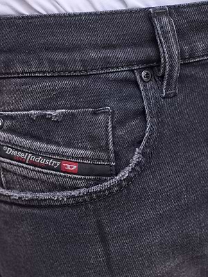 DIESEL X SWAROVSKI jeans d-struk בצבע אפור שחור משופשף 09N42