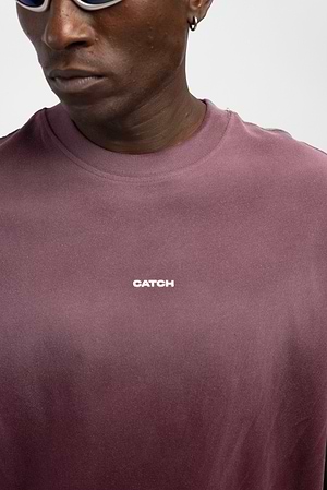CATCH small logo t shirt חולצה בייסיק בצבע סגול טאי דאי לוגו קטן במרכז